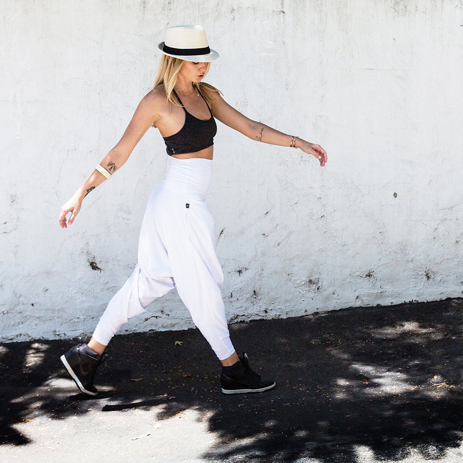 White Organic San Frans for Movement and Travel.